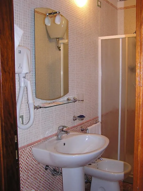Hotel Mistral Portoscuso 3*,  Włochy